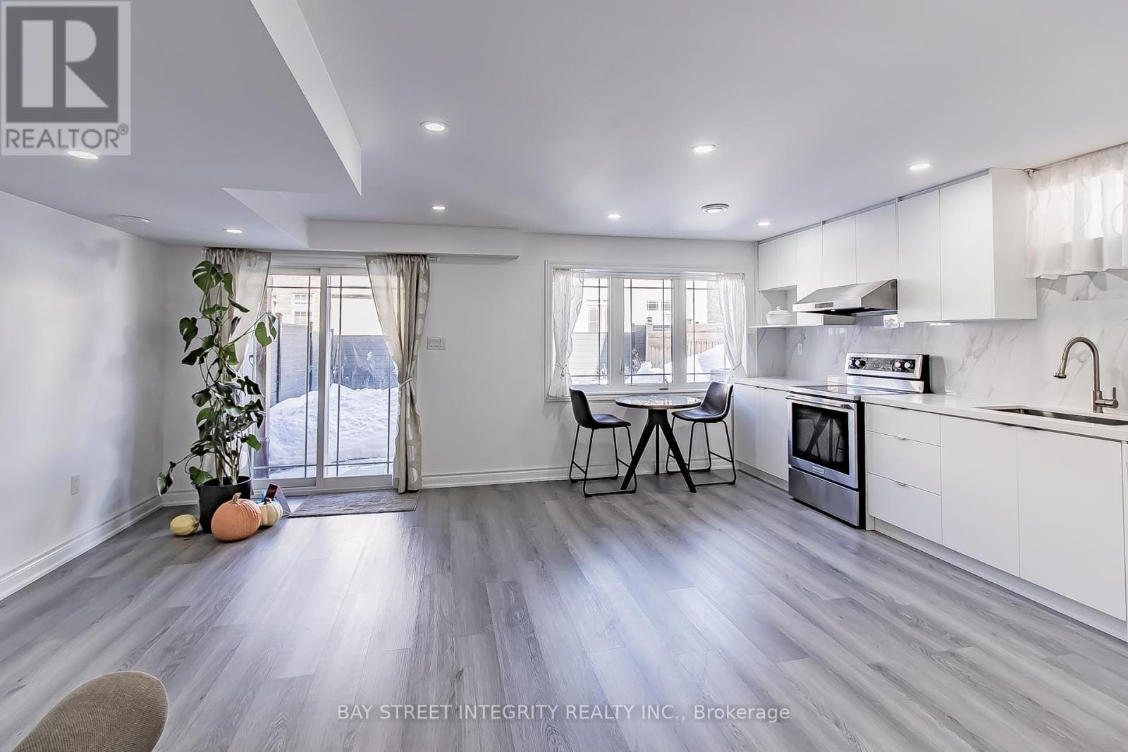 BSMT - 50 DRIZZEL CRESCENT, Richmond Hill, Ontario