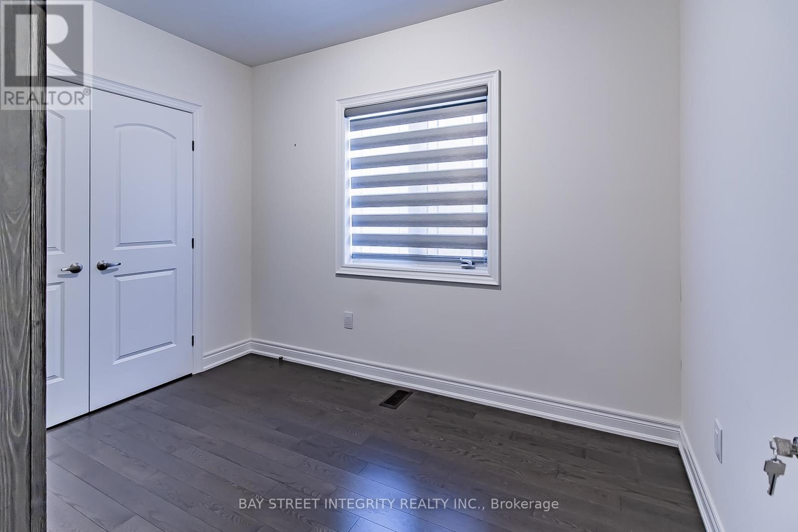 Upper Level - 50 Drizzel Crescent, Richmond Hill, Ontario  L4E 2G8 - Photo 16 - N12954808