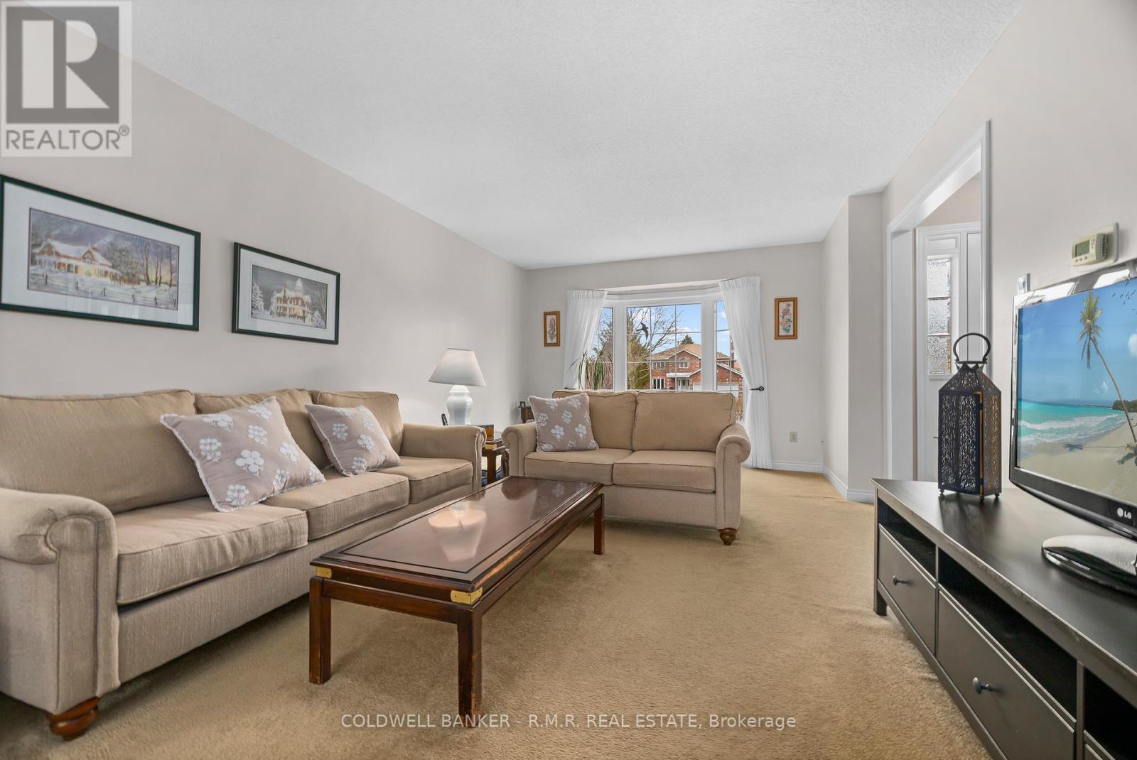 17 St John's Court, Uxbridge, Ontario  L9P 1M3 - Photo 5 - N12954834