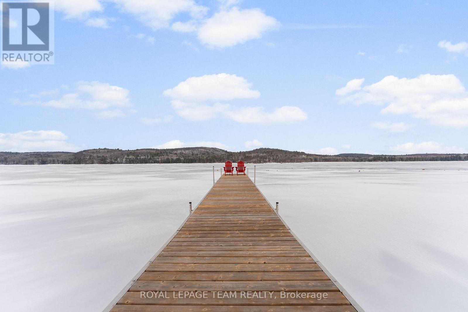 424 Lakewoods Drive, Madawaska Valley, Ontario  K0J 1B0 - Photo 10 - X12954764