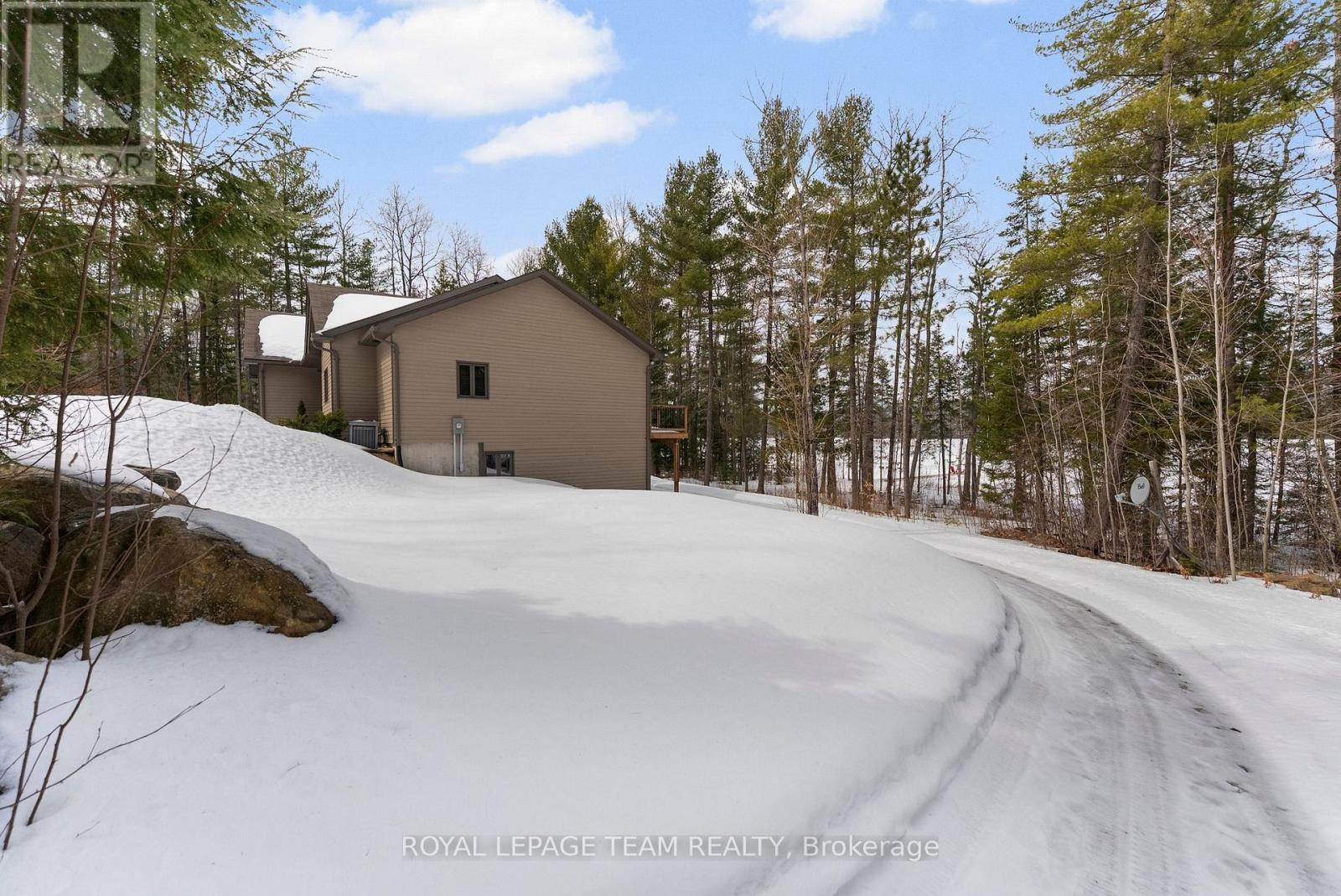 424 Lakewoods Drive, Madawaska Valley, Ontario  K0J 1B0 - Photo 34 - X12954764