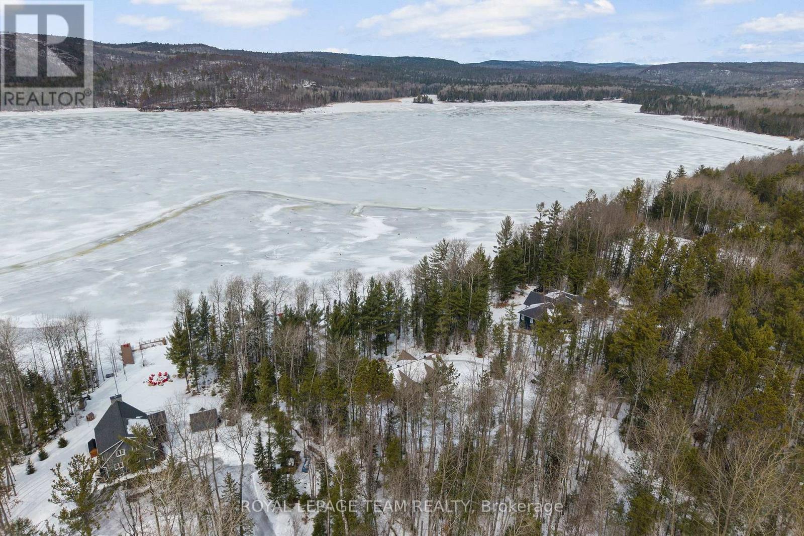 424 Lakewoods Drive, Madawaska Valley, Ontario  K0J 1B0 - Photo 42 - X12954764