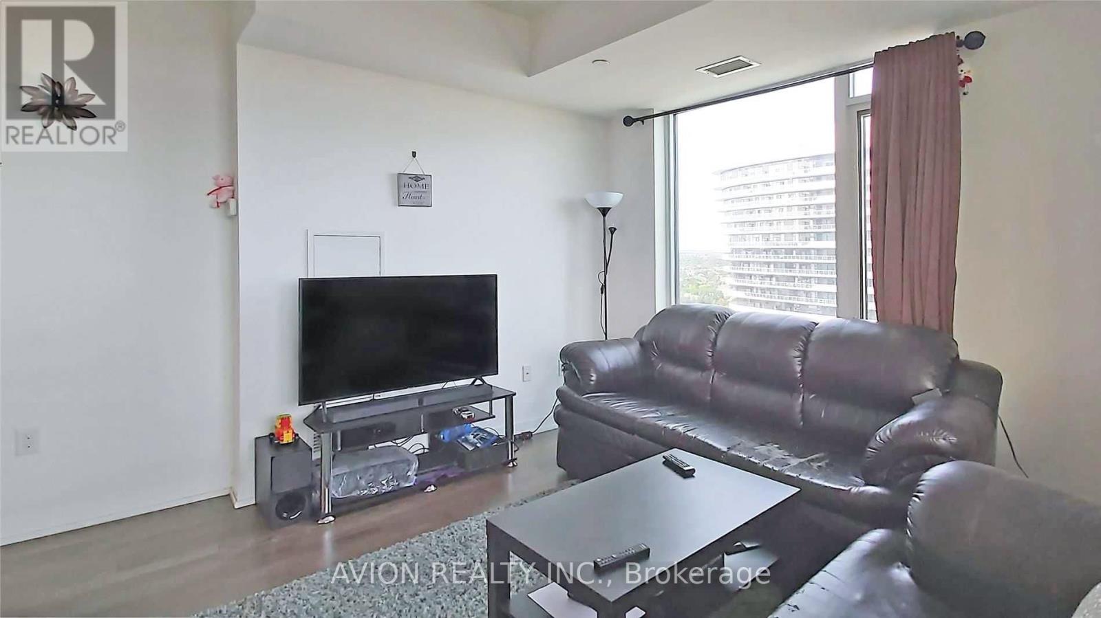 1504 - 2560 Eglinton Avenue W, Mississauga, Ontario  L5M 5R1 - Photo 6 - W12954798