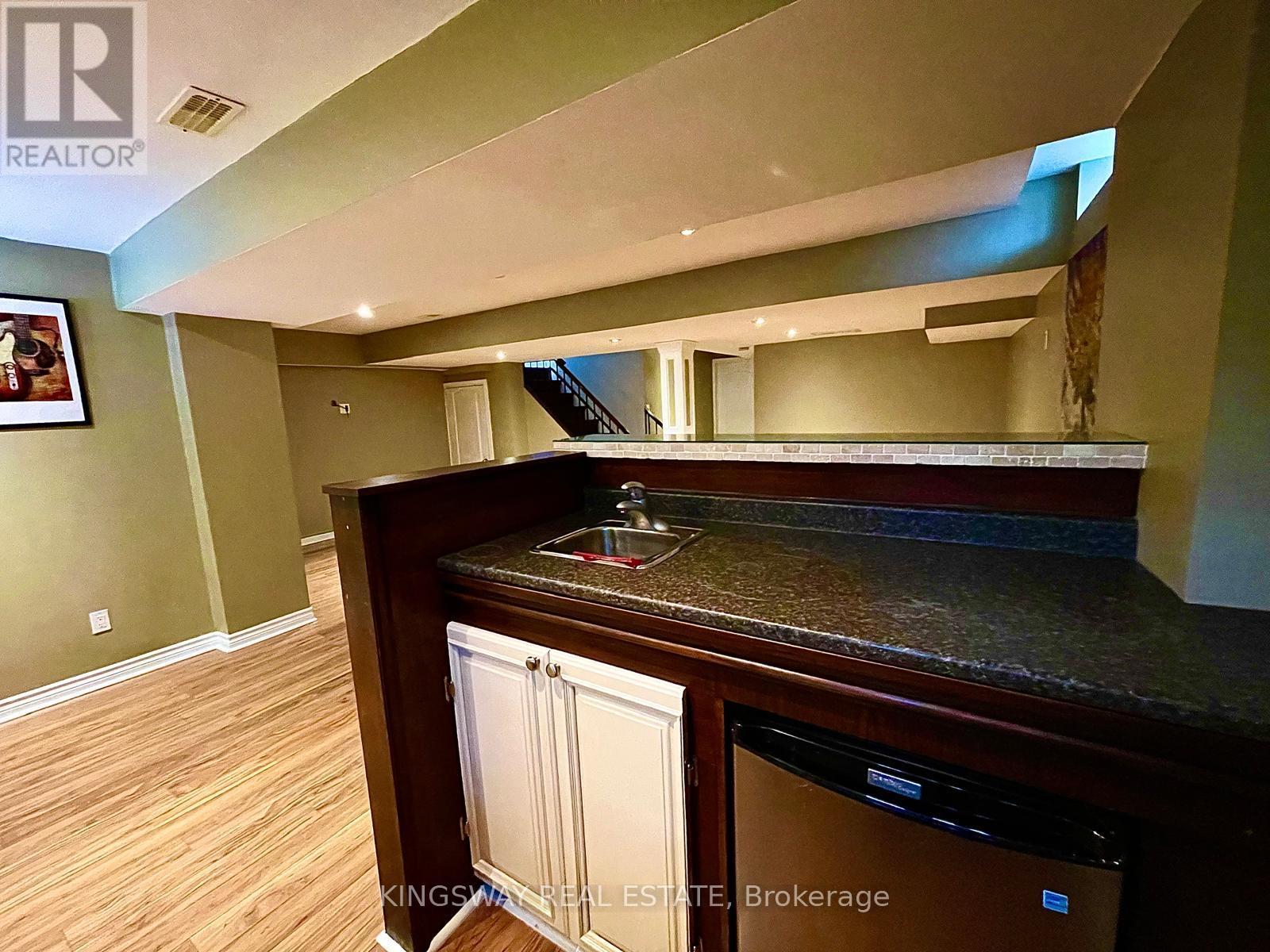 406 Black Drive, Milton, Ontario  L9T 6R8 - Photo 29 - W12954838