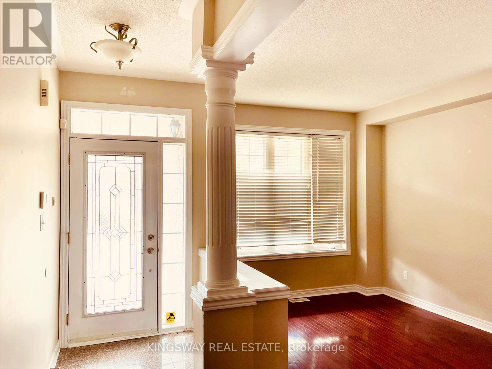 406 Black Drive, Milton, Ontario  L9T 6R8 - Photo 5 - W12954838