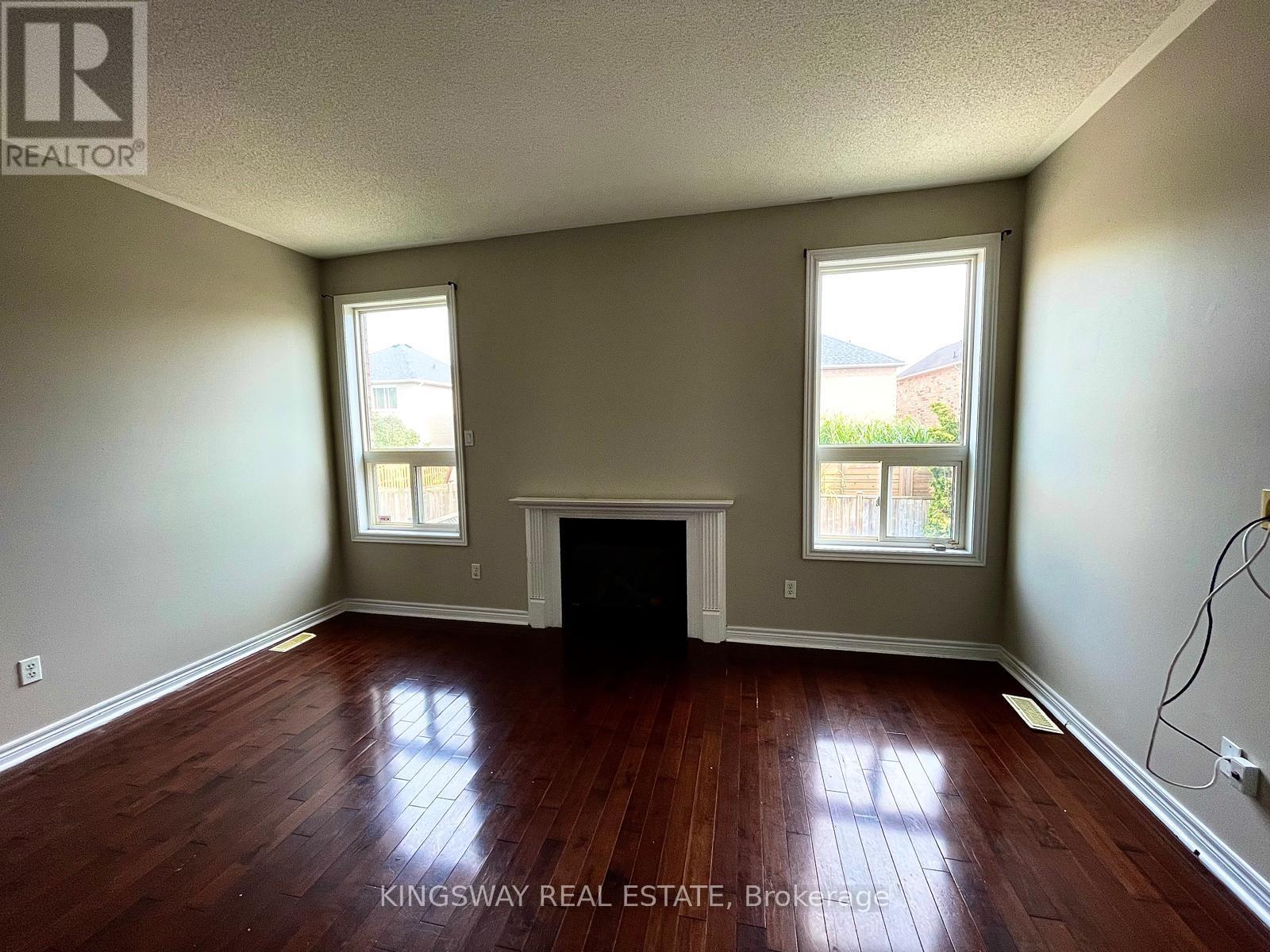 406 Black Drive, Milton, Ontario  L9T 6R8 - Photo 8 - W12954838