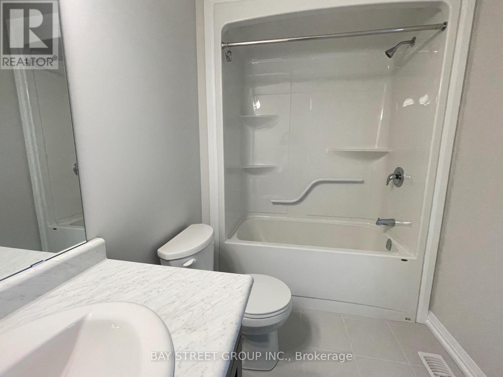 9348 White Oak Avenue, Niagara Falls, Ontario  L2G 3P6 - Photo 24 - X12954772