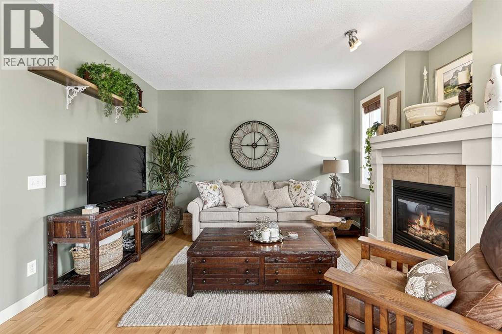 162 Cougartown Circle Sw, Calgary, Alberta  T3H 0A3 - Photo 7 - A2294214