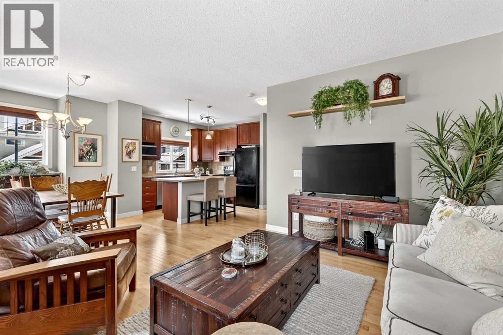 162 Cougartown Circle Sw, Calgary, Alberta  T3H 0A3 - Photo 10 - A2294214