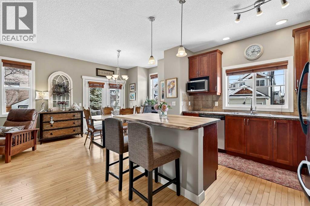 162 Cougartown Circle Sw, Calgary, Alberta  T3H 0A3 - Photo 11 - A2294214