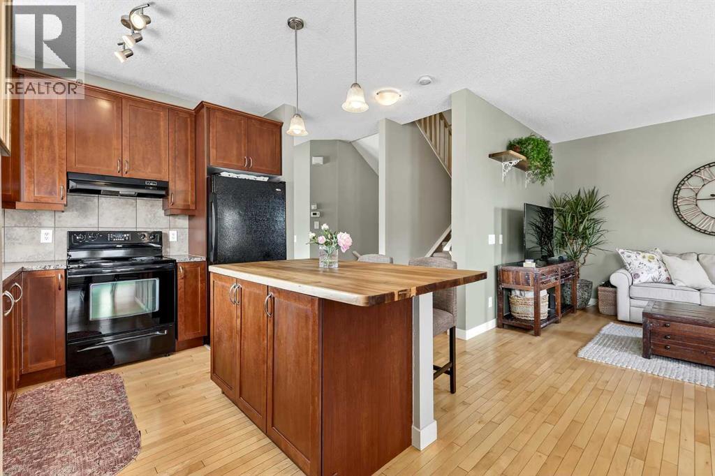 162 Cougartown Circle Sw, Calgary, Alberta  T3H 0A3 - Photo 12 - A2294214