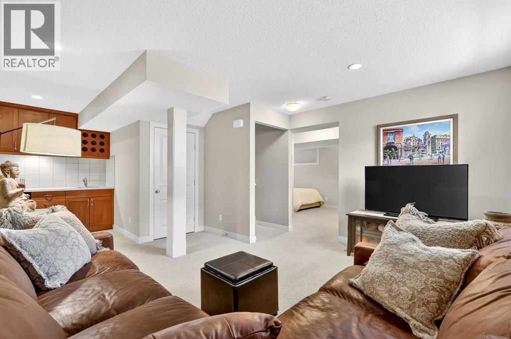 162 Cougartown Circle Sw, Calgary, Alberta  T3H 0A3 - Photo 39 - A2294214