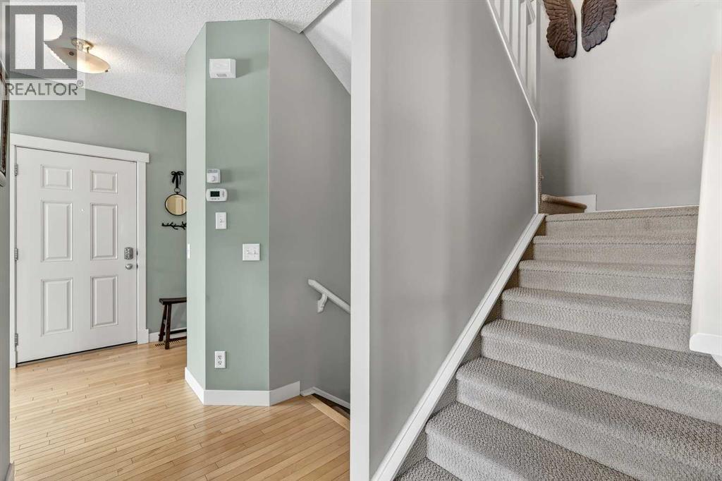 162 Cougartown Circle Sw, Calgary, Alberta  T3H 0A3 - Photo 24 - A2294214