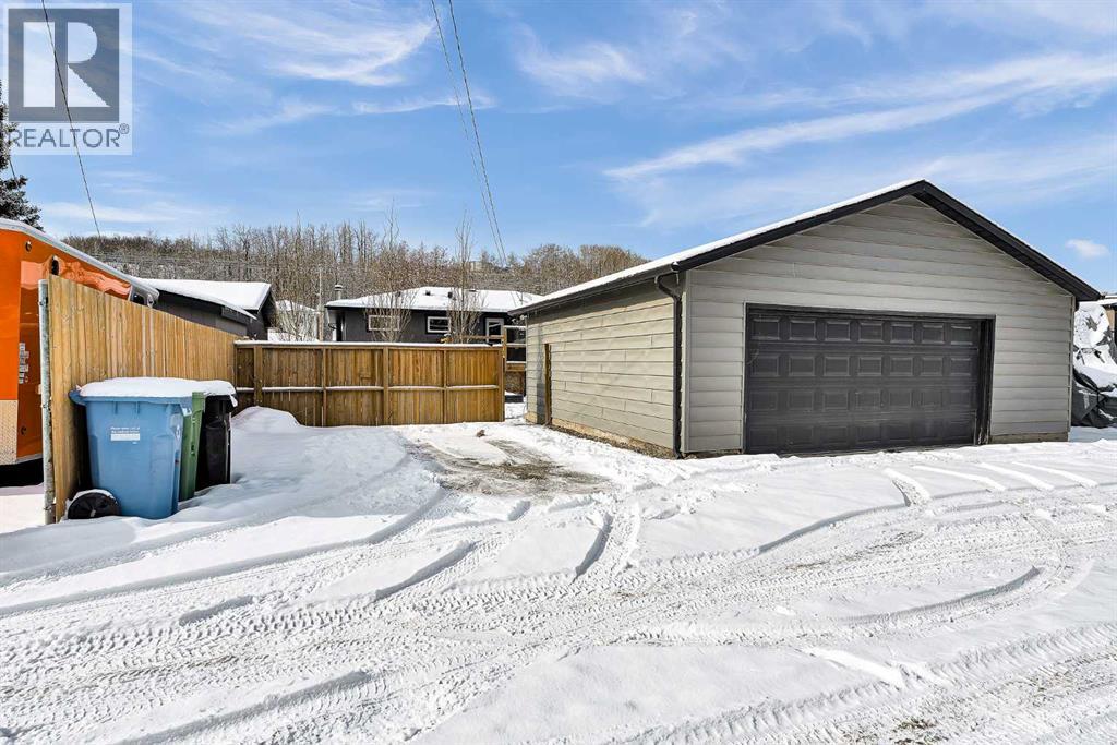 8536 33 Avenue NW, Calgary, Alberta  T3B 1M1 - Photo 42 - A2297896