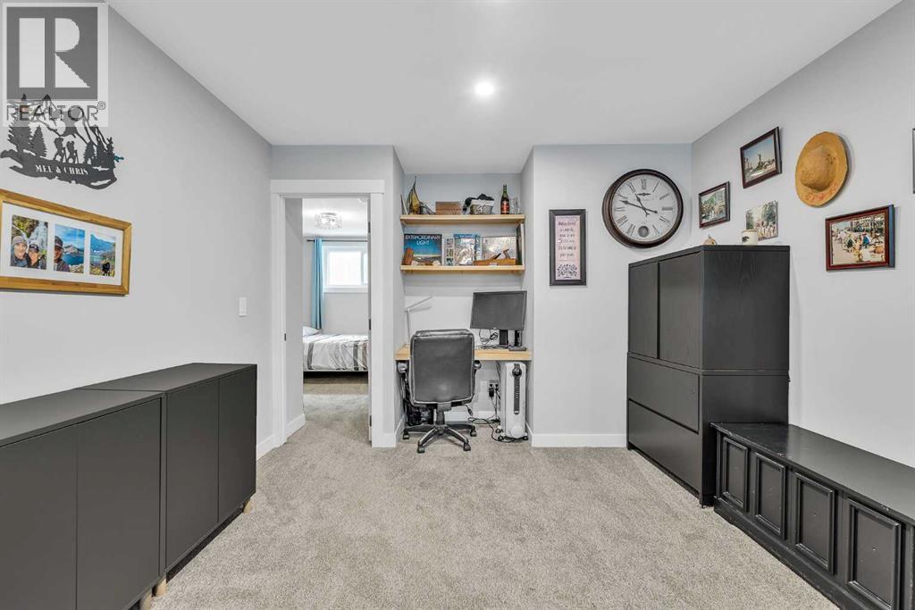 8536 33 Avenue NW, Calgary, Alberta  T3B 1M1 - Photo 31 - A2297896