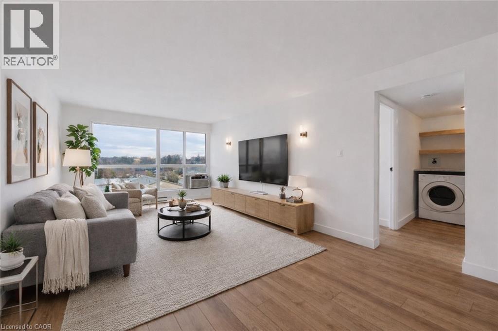 358 WATERLOO Avenue Unit# 902, Guelph, Ontario