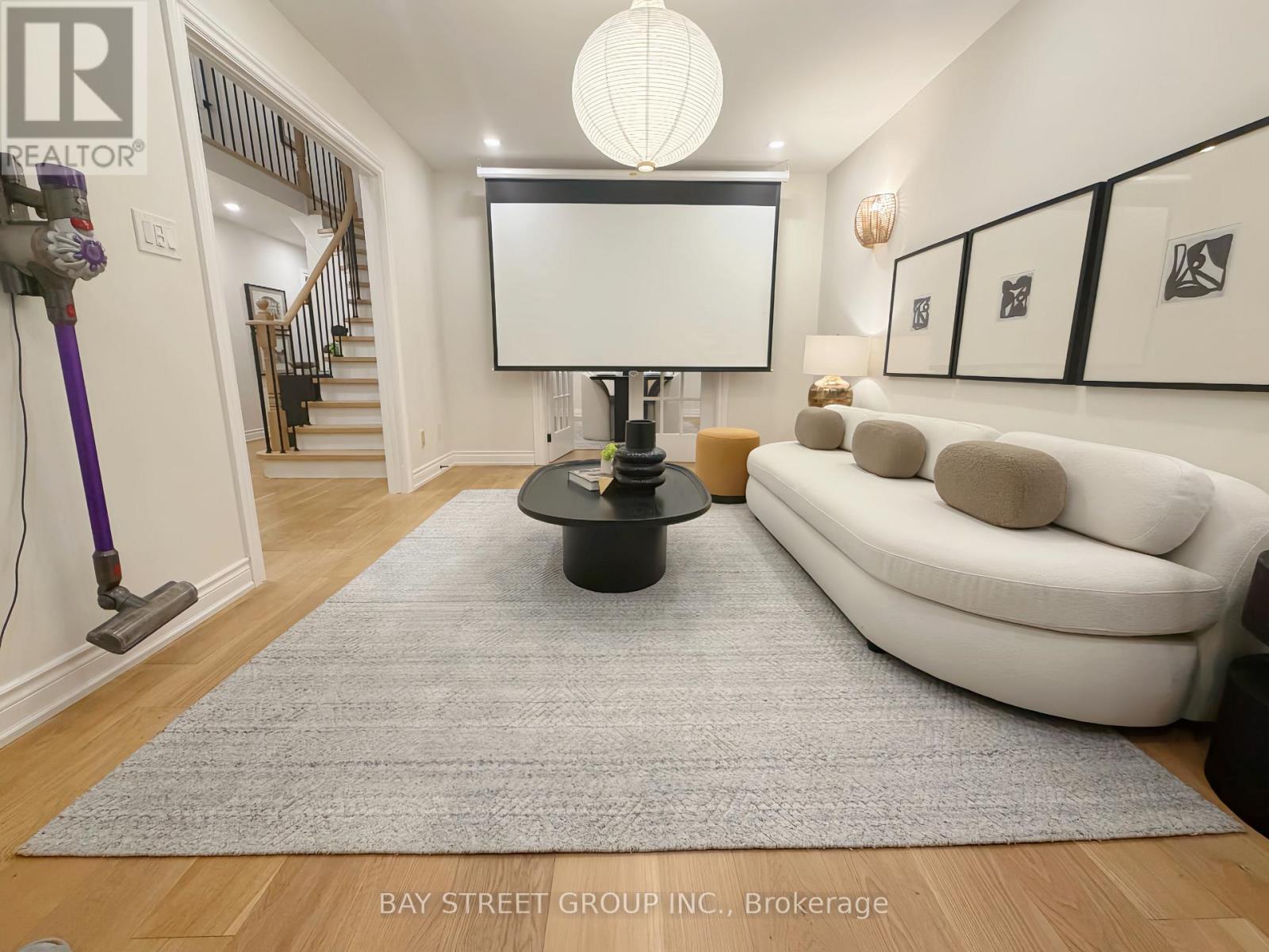 78 John Stiver Crescent, Markham, Ontario  L3R 9B3 - Photo 10 - N12954886