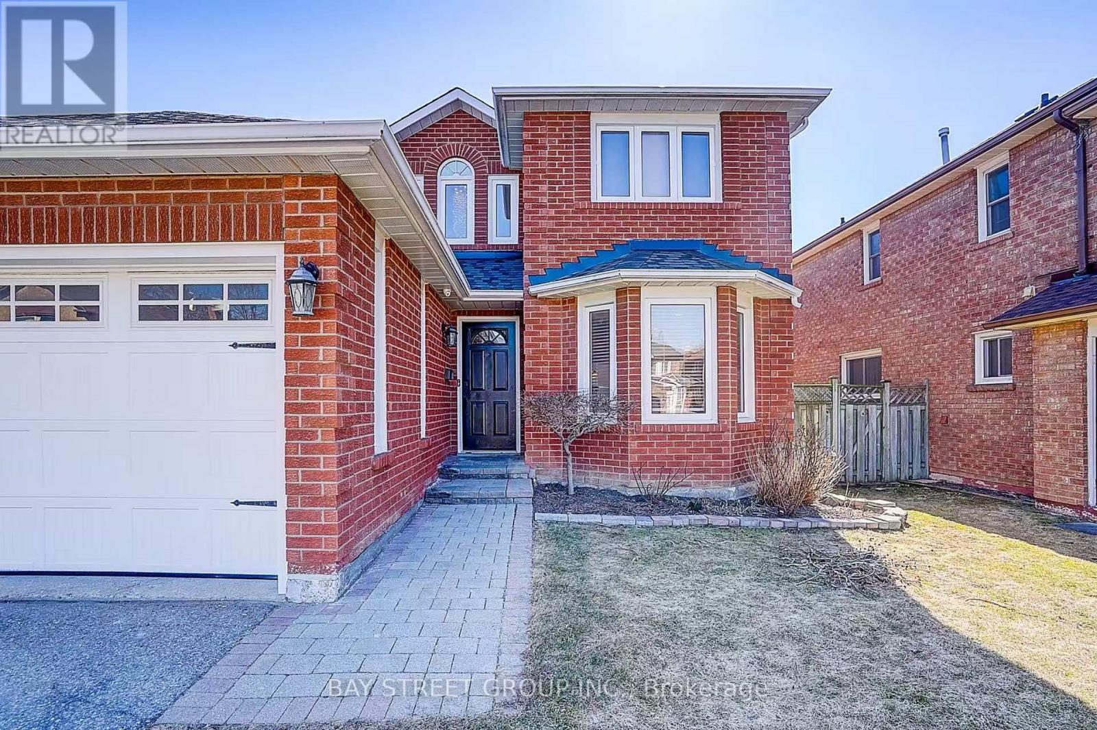 78 John Stiver Crescent, Markham, Ontario  L3R 9B3 - Photo 2 - N12954886