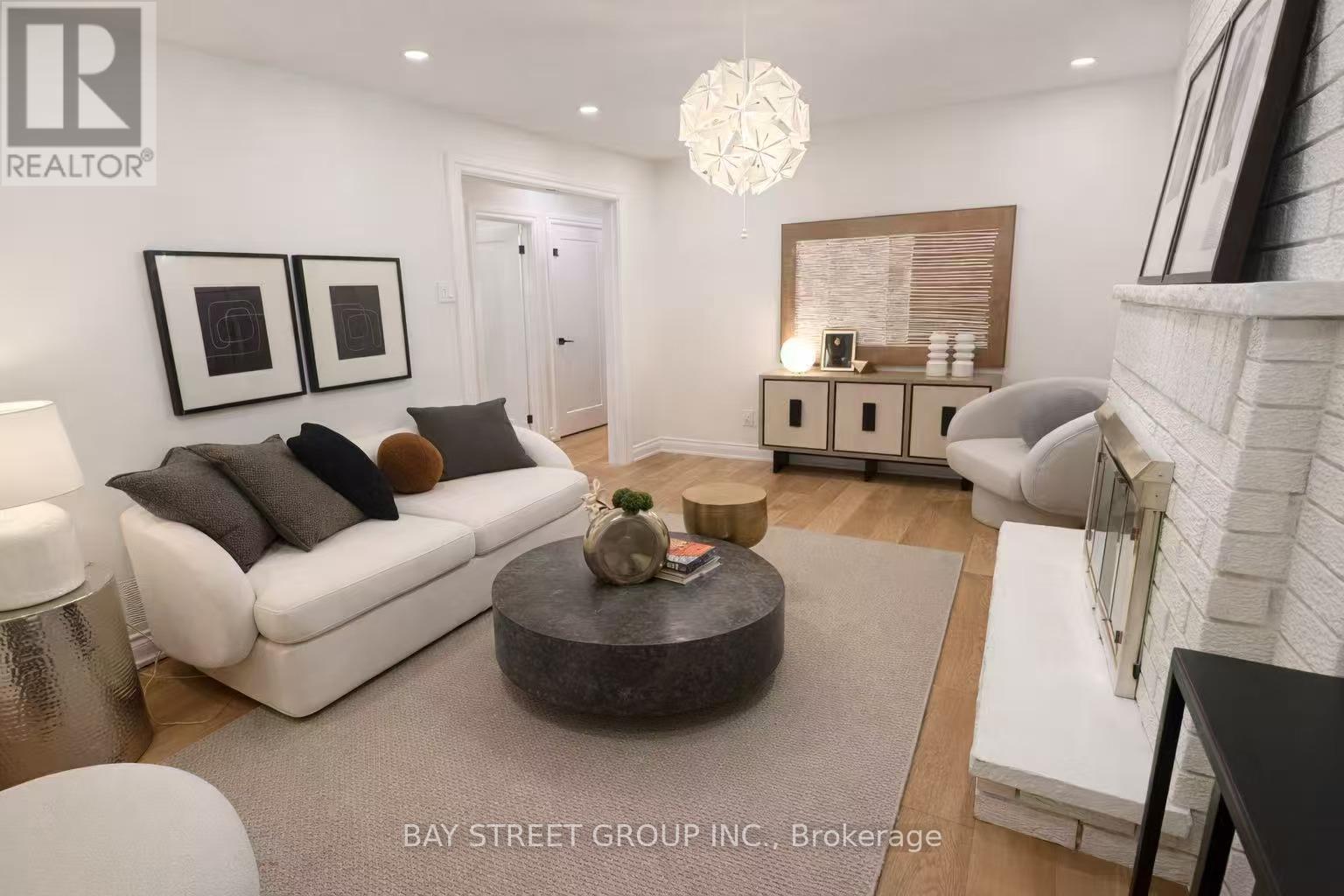 78 John Stiver Crescent, Markham, Ontario  L3R 9B3 - Photo 24 - N12954886