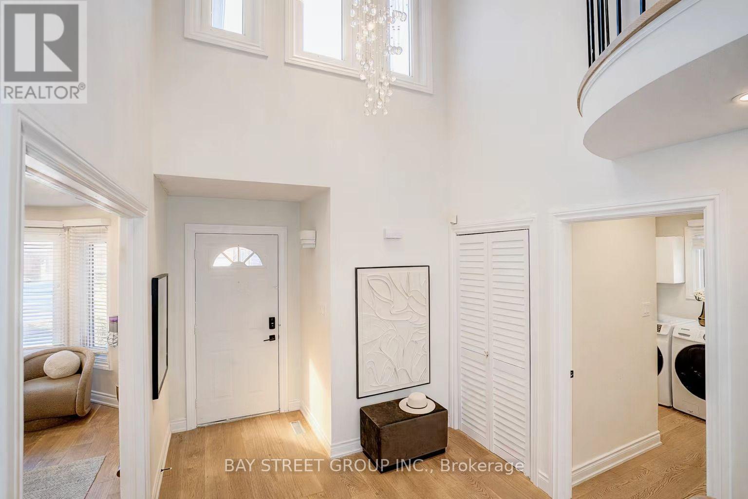 78 John Stiver Crescent, Markham, Ontario  L3R 9B3 - Photo 3 - N12954886