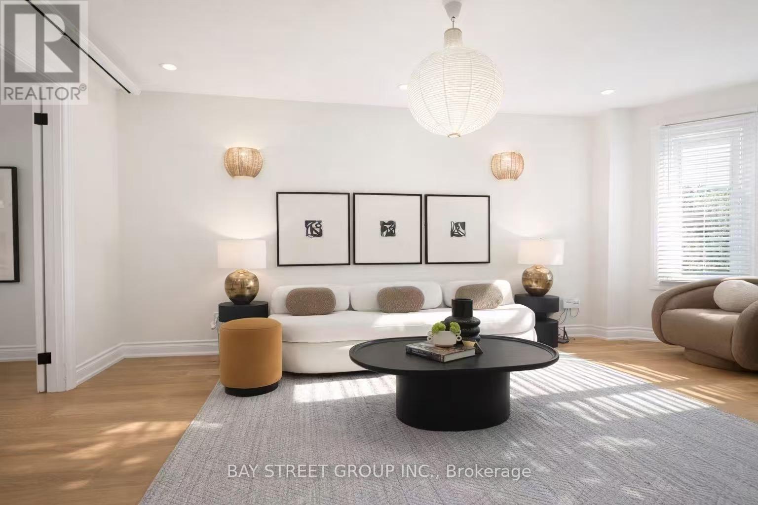 78 John Stiver Crescent, Markham, Ontario  L3R 9B3 - Photo 6 - N12954886