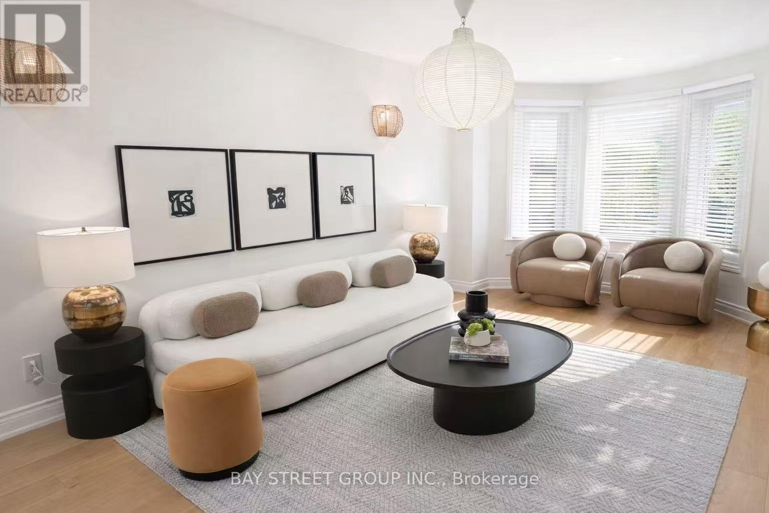 78 John Stiver Crescent, Markham, Ontario  L3R 9B3 - Photo 7 - N12954886