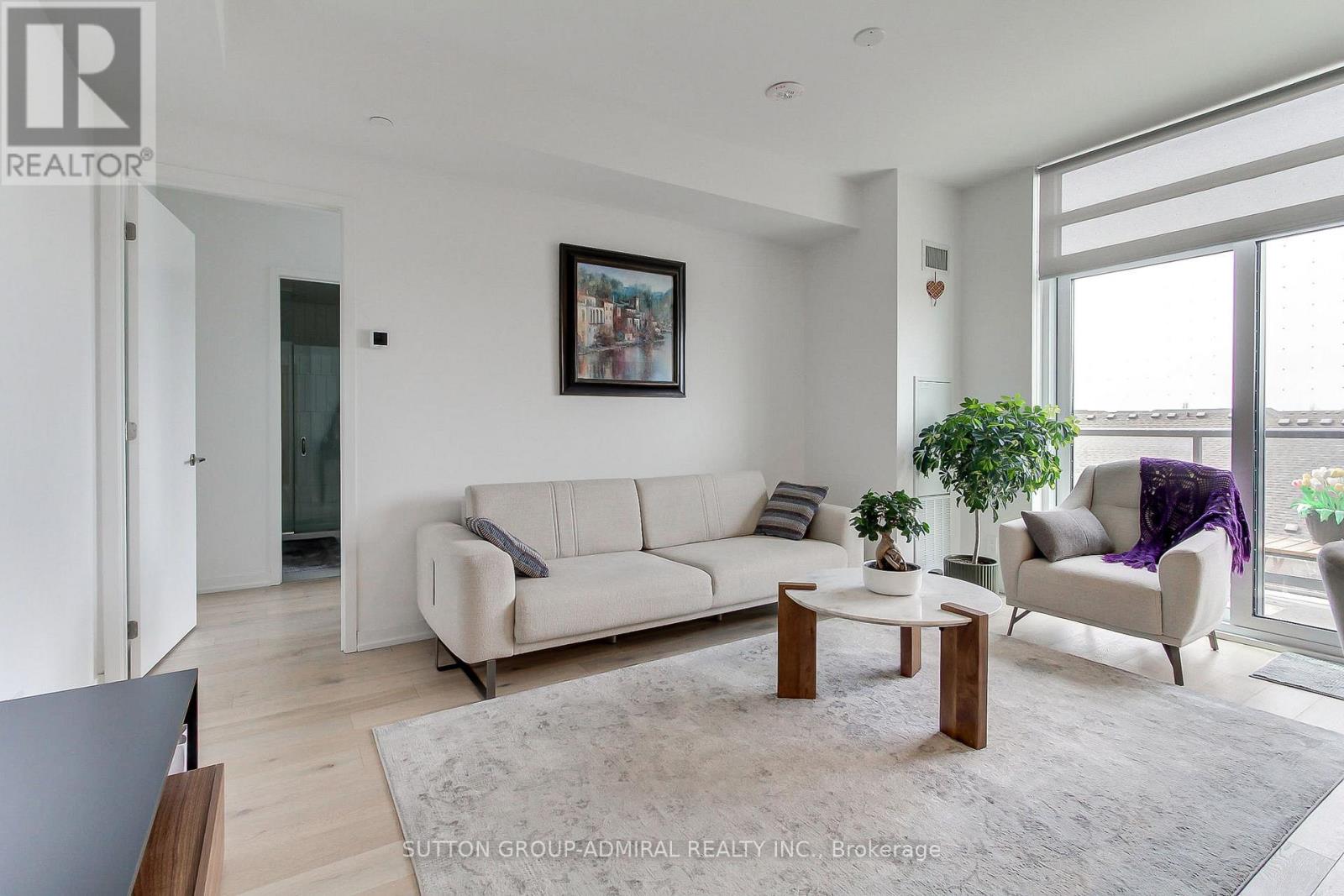 8 Beverley Glen, Vaughan, Ontario  L4J 0L5 - Photo 10 - N12954888