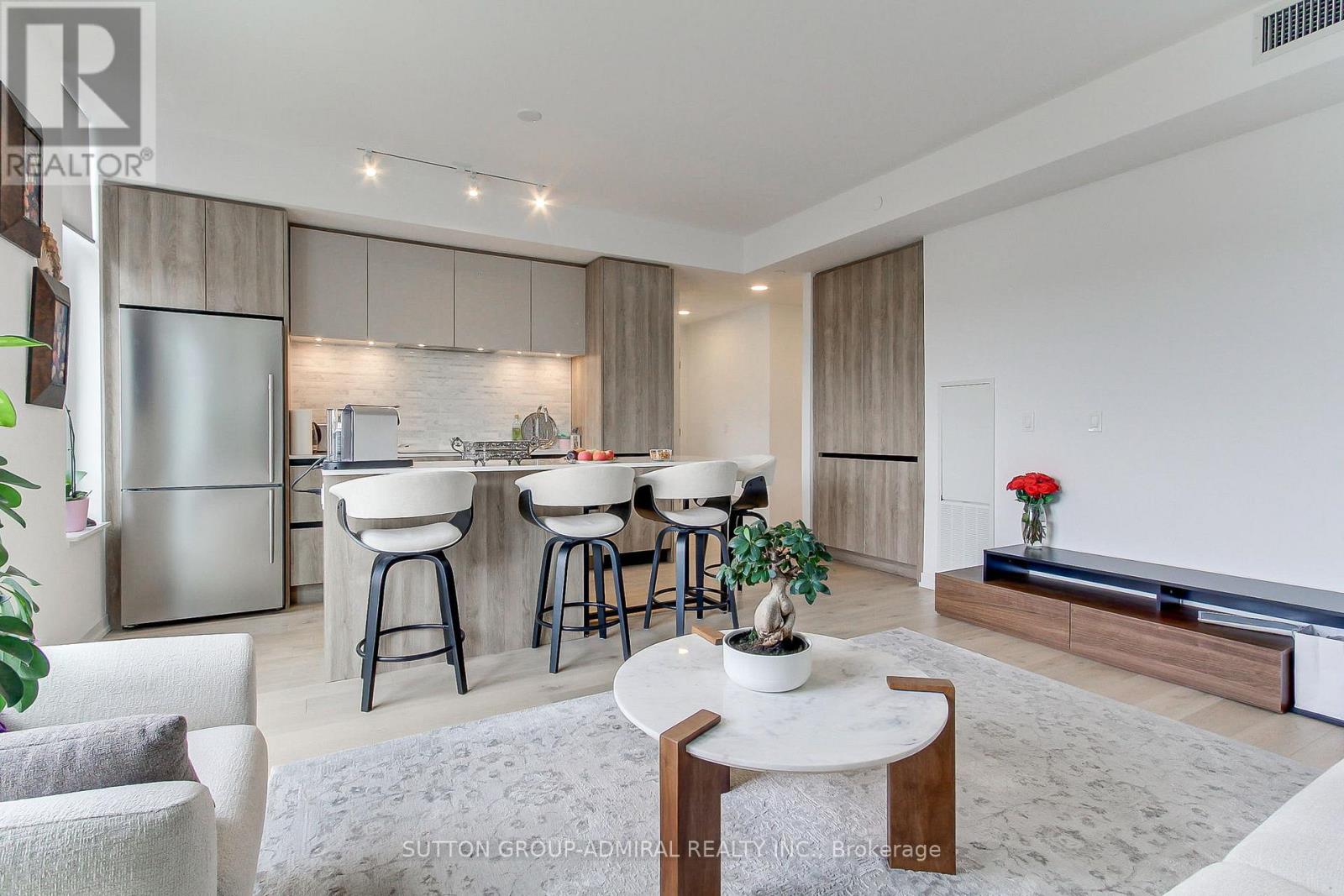 8 Beverley Glen, Vaughan, Ontario  L4J 0L5 - Photo 13 - N12954888