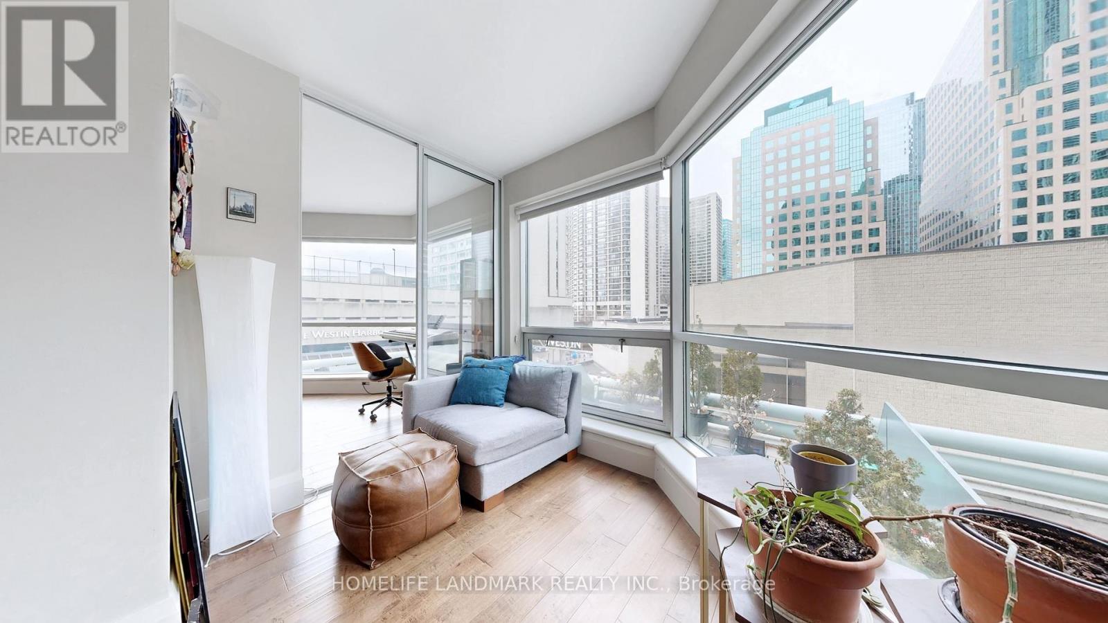 408 - 10 Queens Quay W, Toronto, Ontario  M5J 2R9 - Photo 7 - C12898182