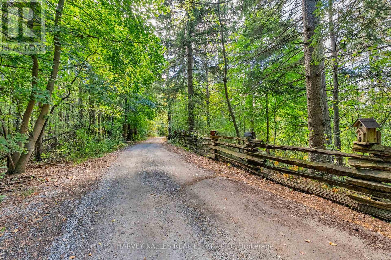 8 Oak Drive, Puslinch, Ontario  N0B 2J0 - Photo 21 - X12478056