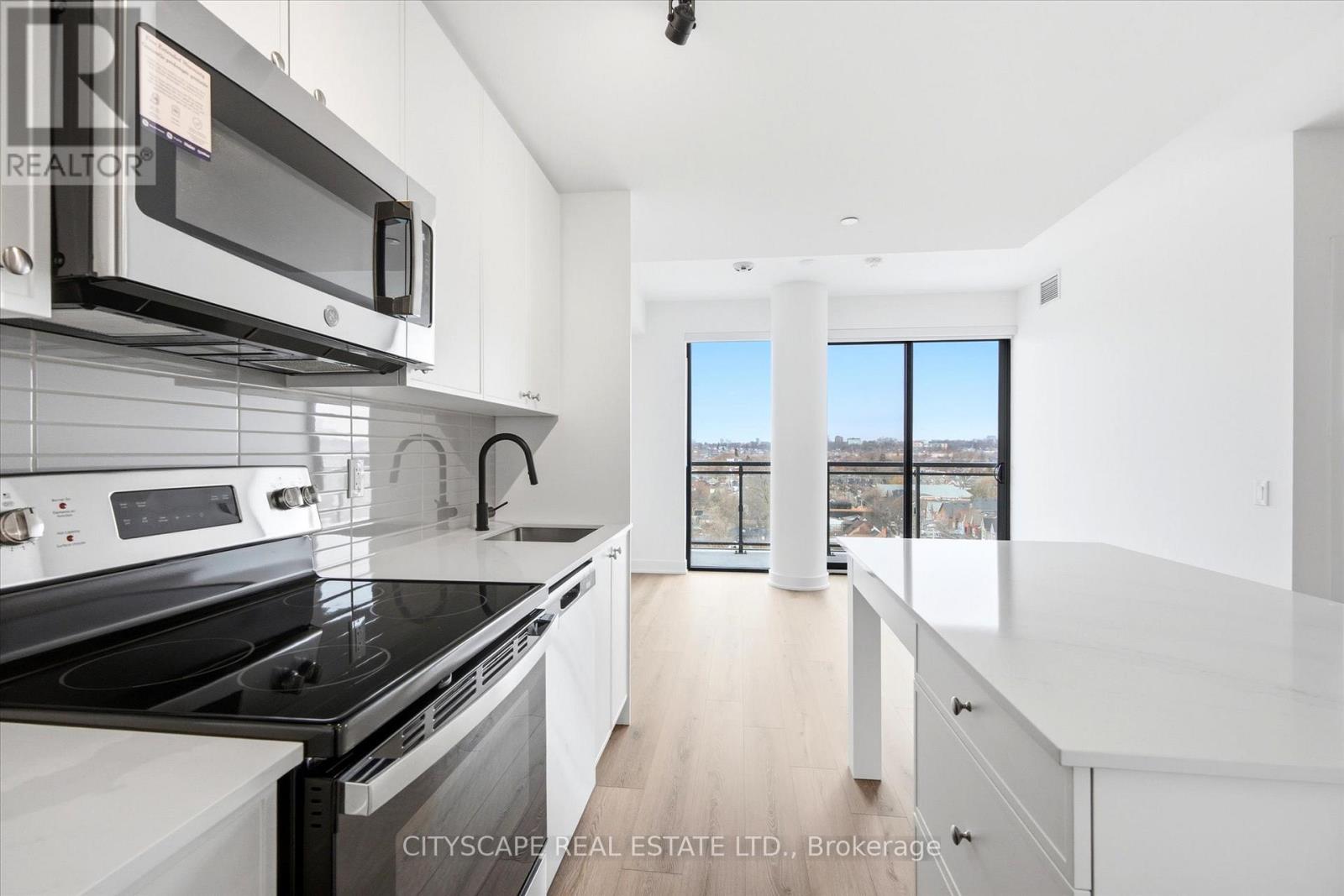 901 - 758 Dovercourt Road, Toronto, Ontario  M6H 0G7 - Photo 9 - W12954858