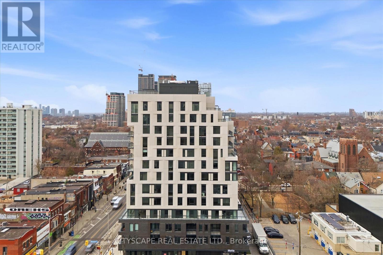 701 - 758 DOVERCOURT ROAD, Toronto, Ontario