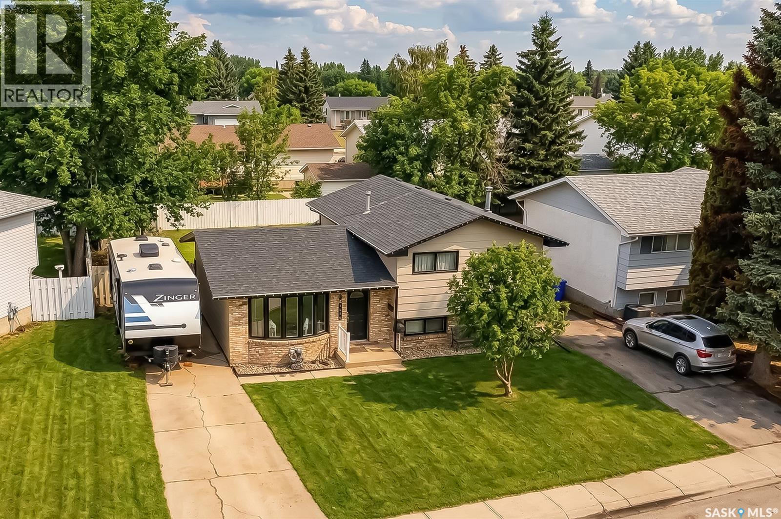 1365 Prince CRESCENT, Moose Jaw, Saskatchewan