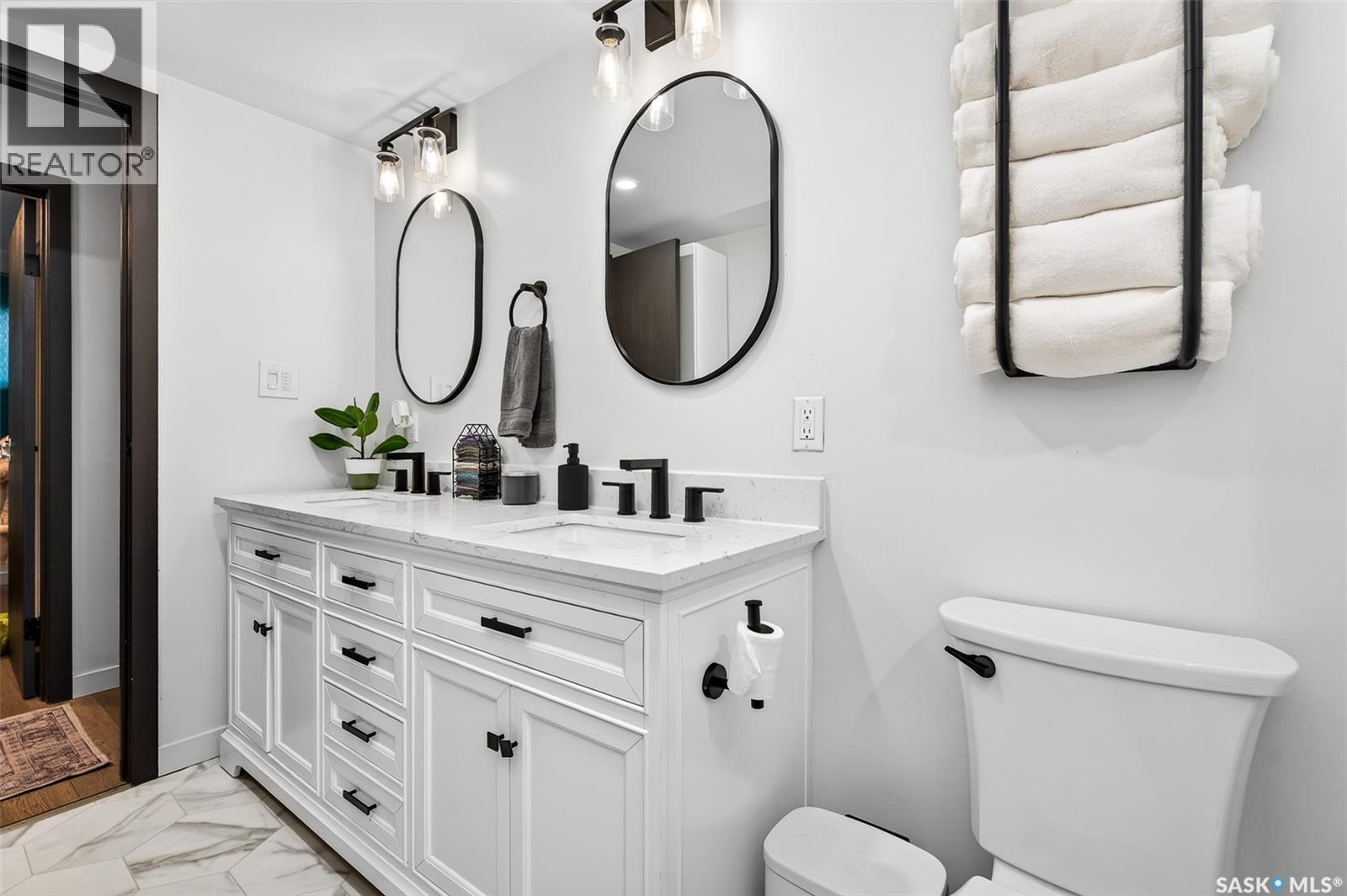 1365 Prince Crescent, Moose Jaw, Saskatchewan  S6H 6E6 - Photo 29 - SK032027