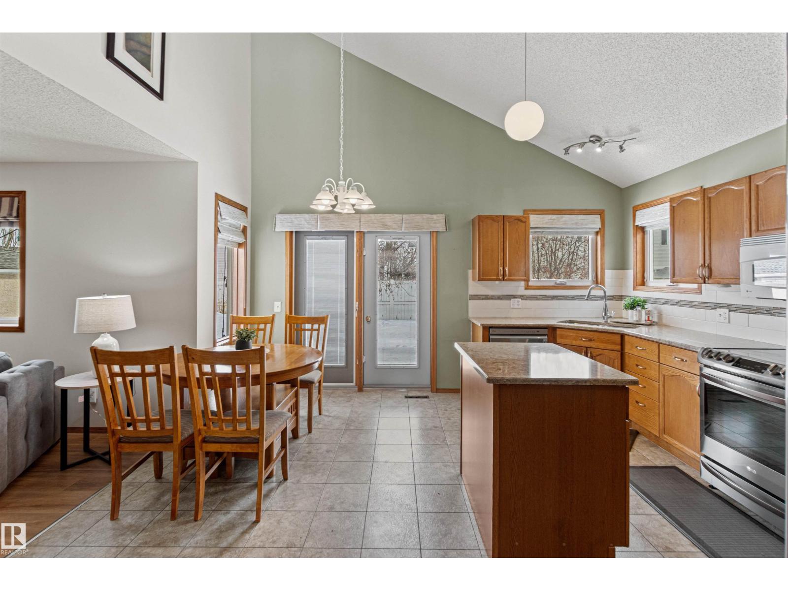 15815 63 St Nw, Edmonton, Alberta  T5Y 2R8 - Photo 12 - E4478094