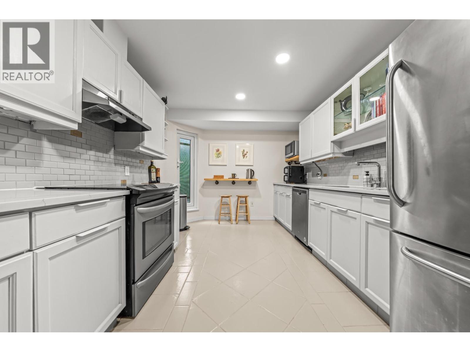 203 2733 Atlin Place, Coquitlam, British Columbia  V3C 5B1 - Photo 13 - R3106804