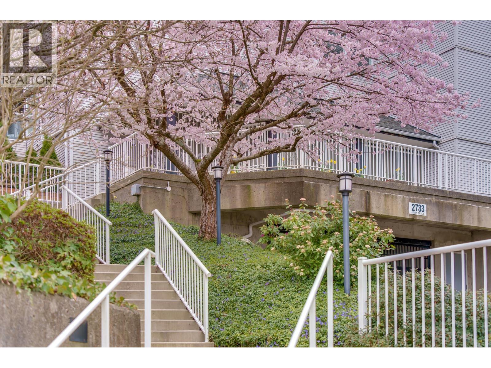 203 2733 Atlin Place, Coquitlam, British Columbia  V3C 5B1 - Photo 2 - R3106804