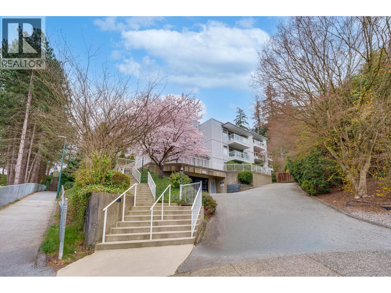 203 2733 Atlin Place, Coquitlam, British Columbia  V3C 5B1 - Photo 27 - R3106804