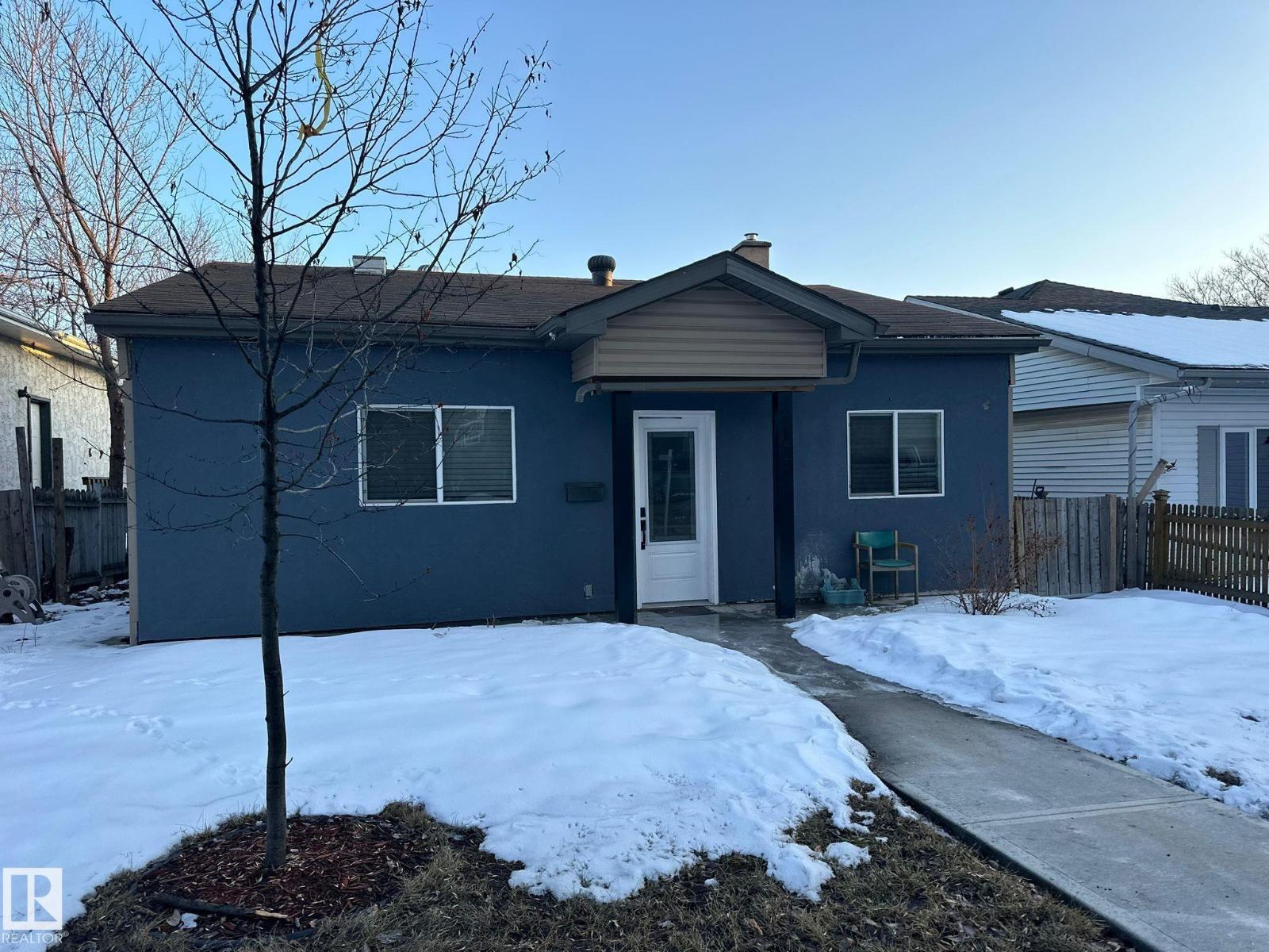 9131 83 AV NW, edmonton, Alberta