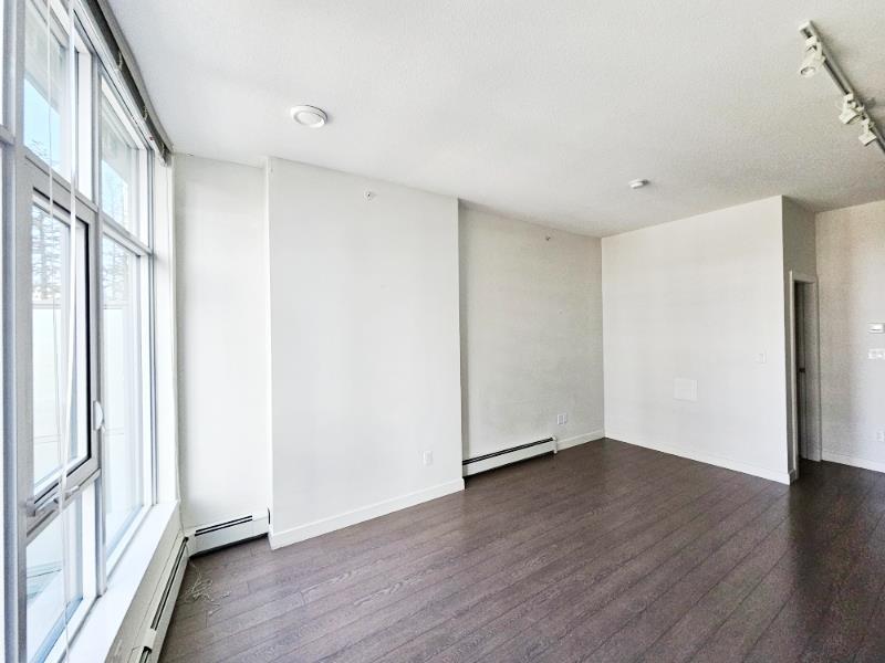 317 13308 Central Avenue, Surrey, British Columbia  V3T 0M4 - Photo 5 - R3100923