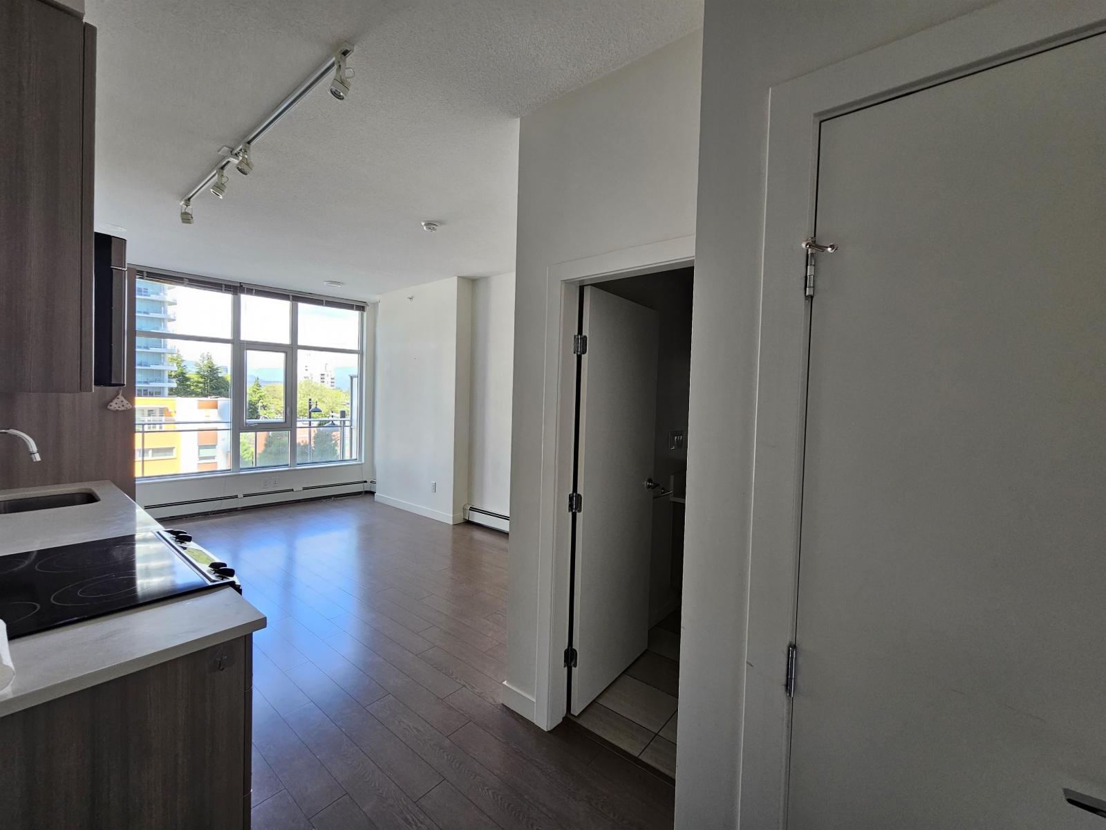 317 13308 Central Avenue, Surrey, British Columbia  V3T 0M4 - Photo 8 - R3100923