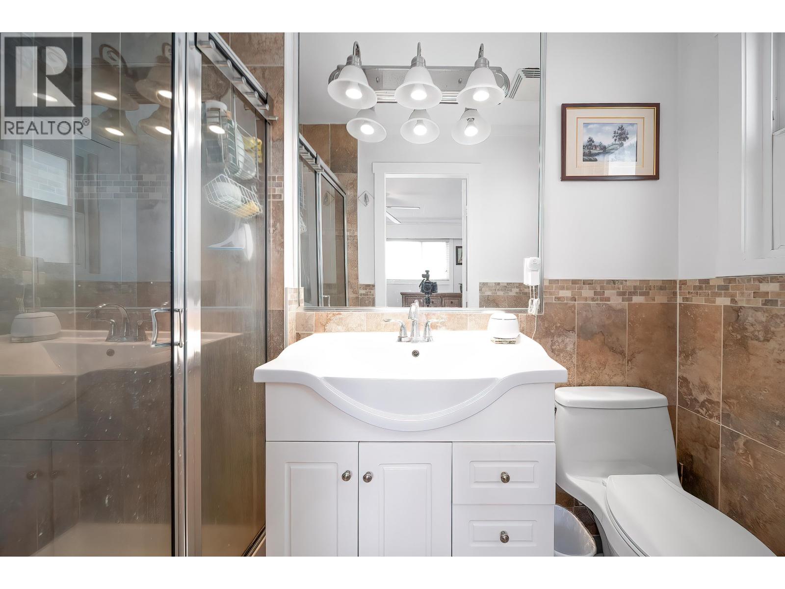 6626 Inverness Street, Vancouver, British Columbia  V5X 4E9 - Photo 14 - R3106796