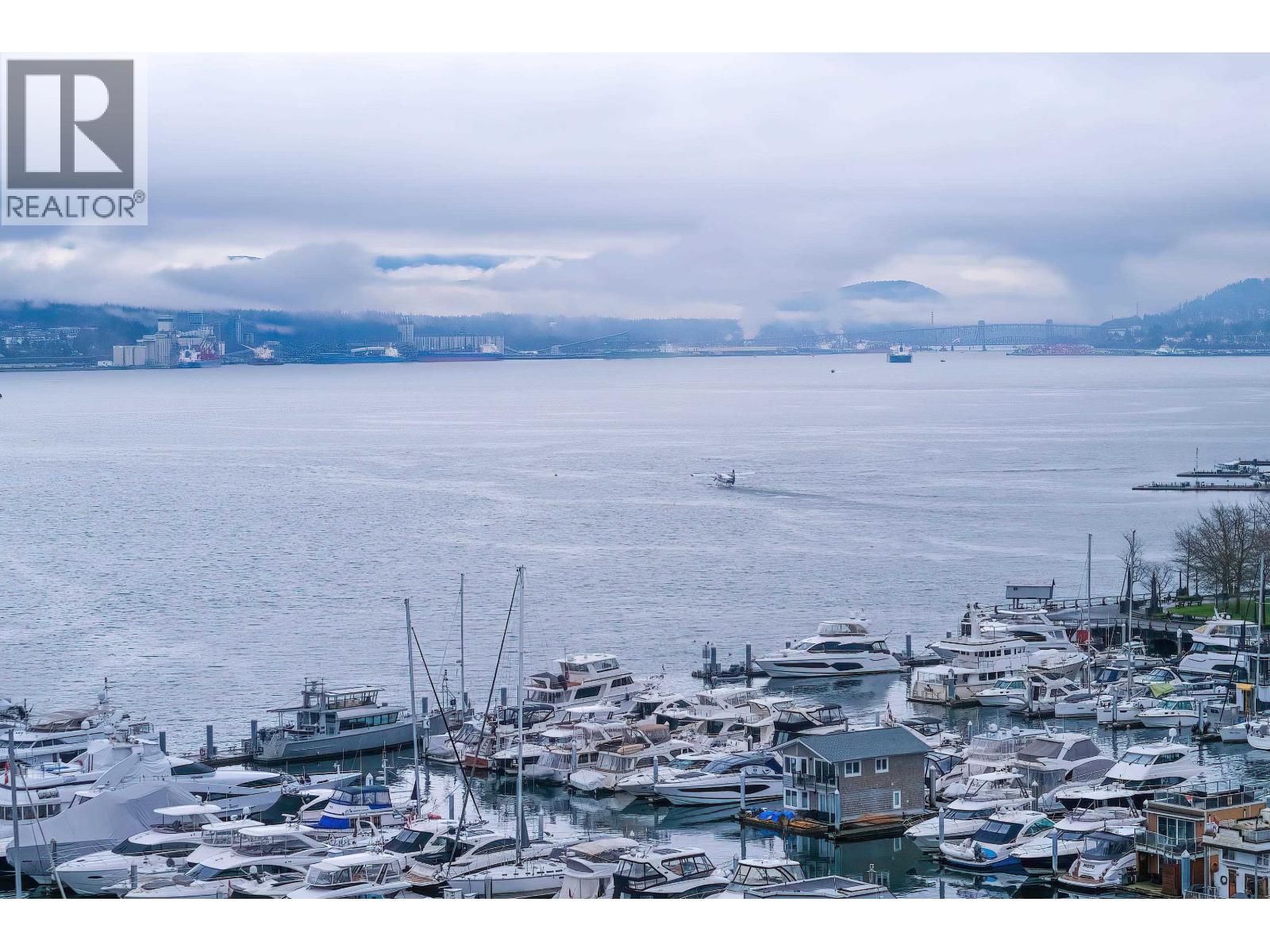 1401 560 CARDERO STREET, Vancouver, British Columbia