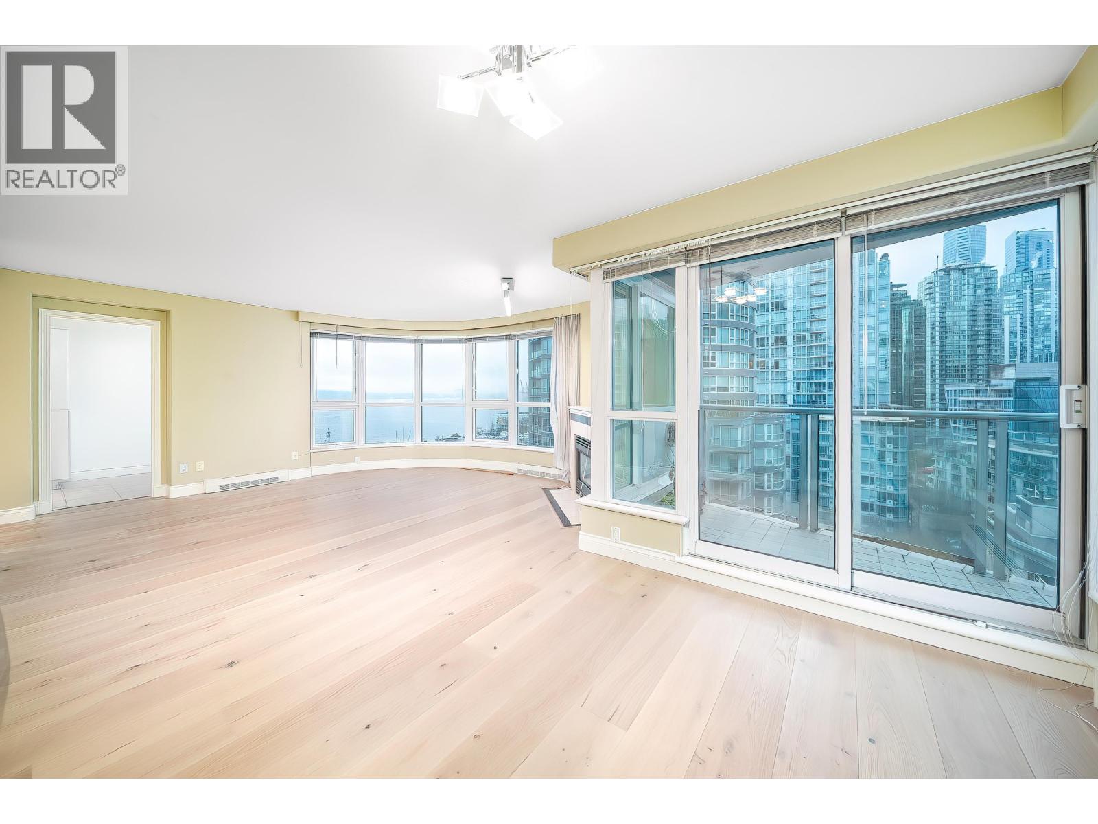 1401 560 Cardero Street, Vancouver, British Columbia  V6G 3E9 - Photo 8 - R3106705