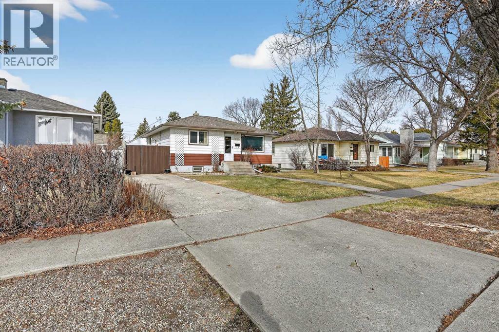 536 21 Street S, Lethbridge, Alberta  T1J 3K3 - Photo 3 - A2298469