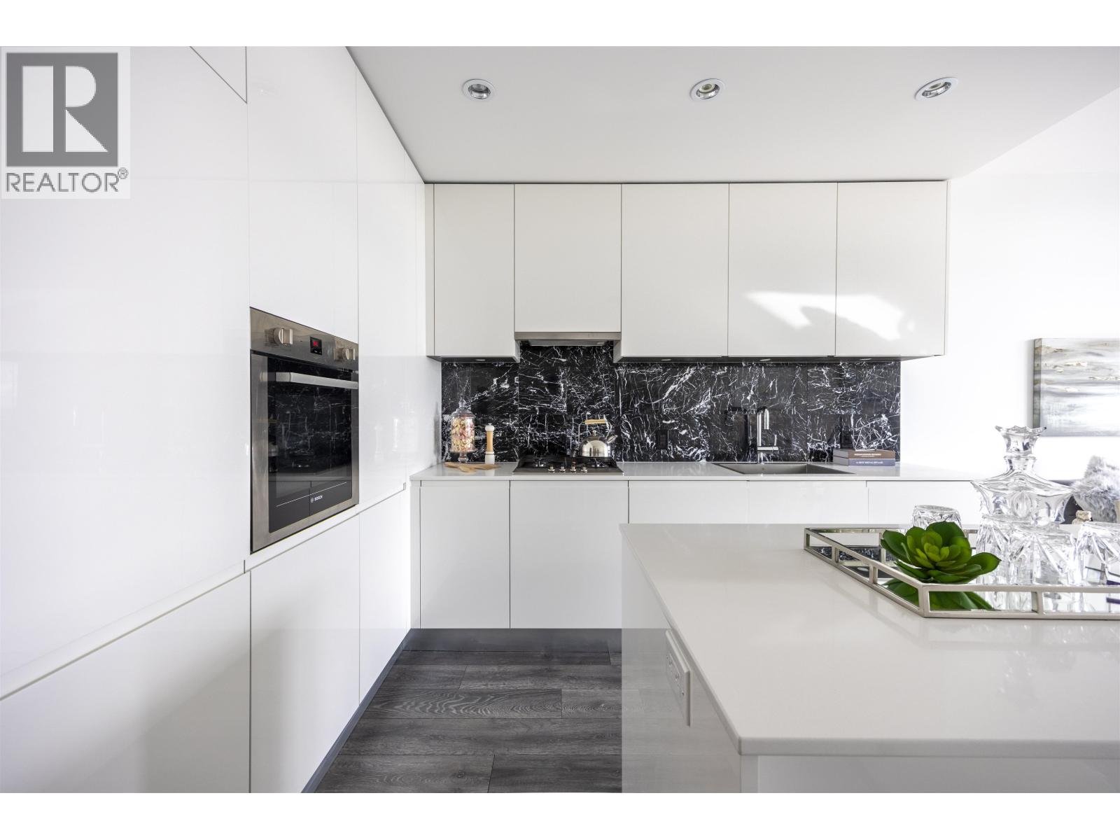 3301 4650 Brentwood Boulevard, Burnaby, British Columbia  V5C 0M3 - Photo 2 - R3105670