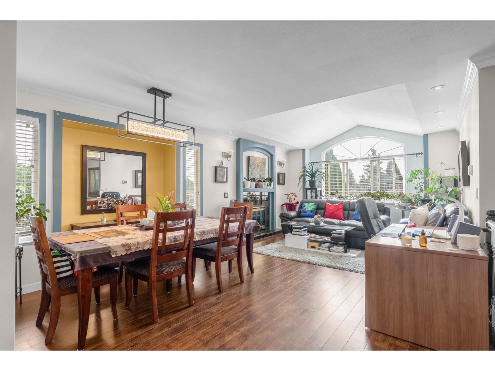 14075 110a Avenue, Surrey, British Columbia  V3R 2B2 - Photo 8 - R3106363