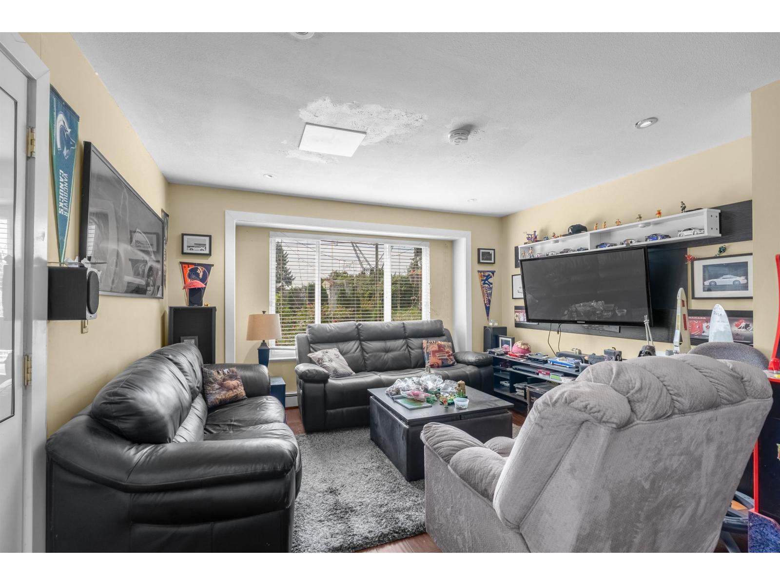 14075 110a Avenue, Surrey, British Columbia  V3R 2B2 - Photo 9 - R3106363