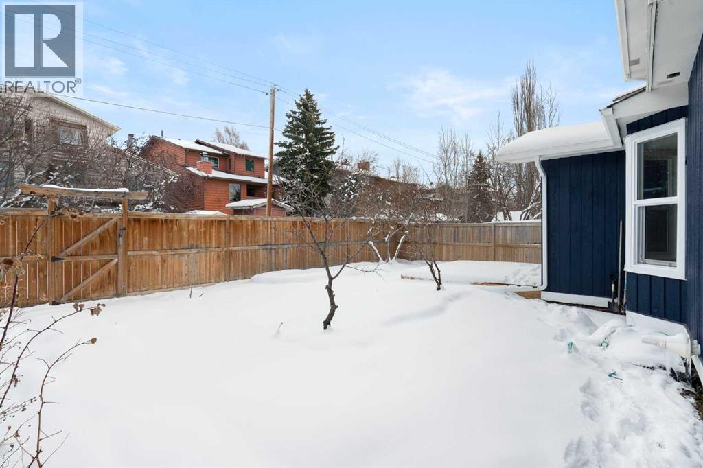 24 Hawkwood Crescent NW, Calgary, Alberta  T3G 1X5 - Photo 46 - A2295538