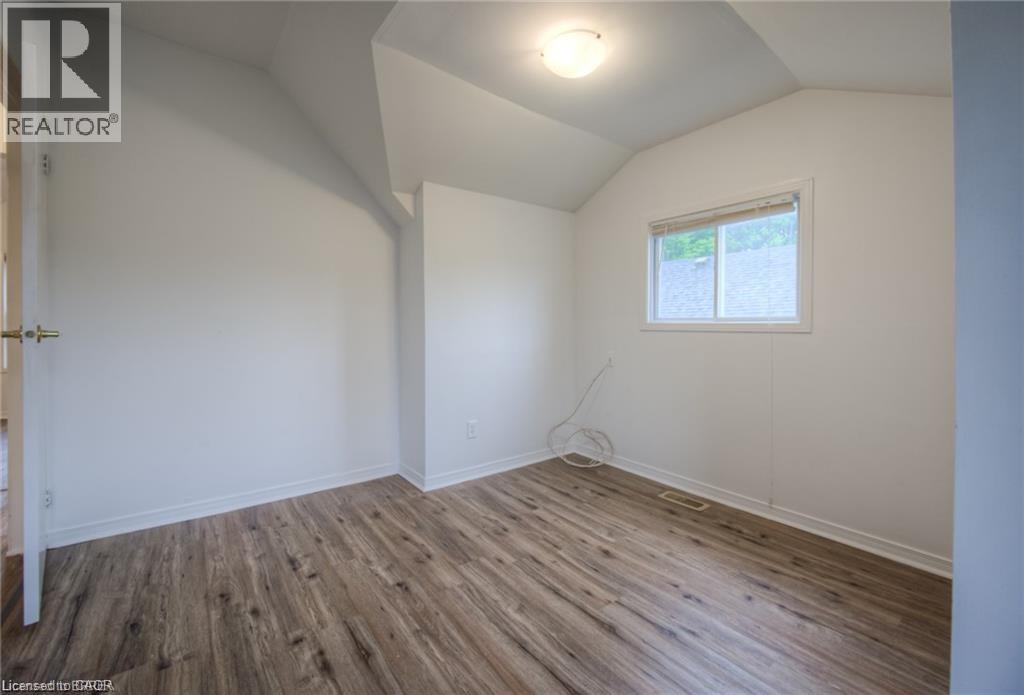 10 Bruce Street, Brantford, Ontario  N3R 1E2 - Photo 22 - 40816912